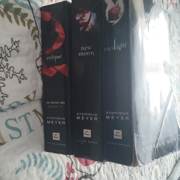 Stephenie Meyer Other - Twilight Saga Bundle (Books 1-3)